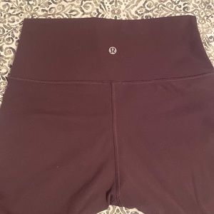Lululemon purple cropped leggings!
